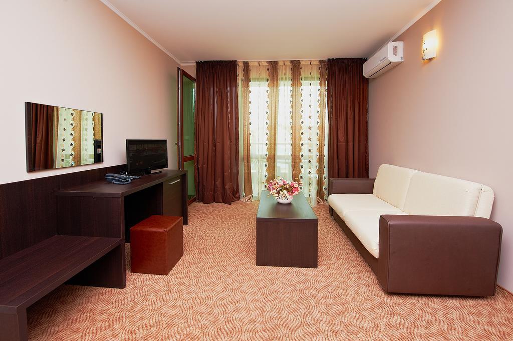 Central Plaza Pomorie Ruang foto